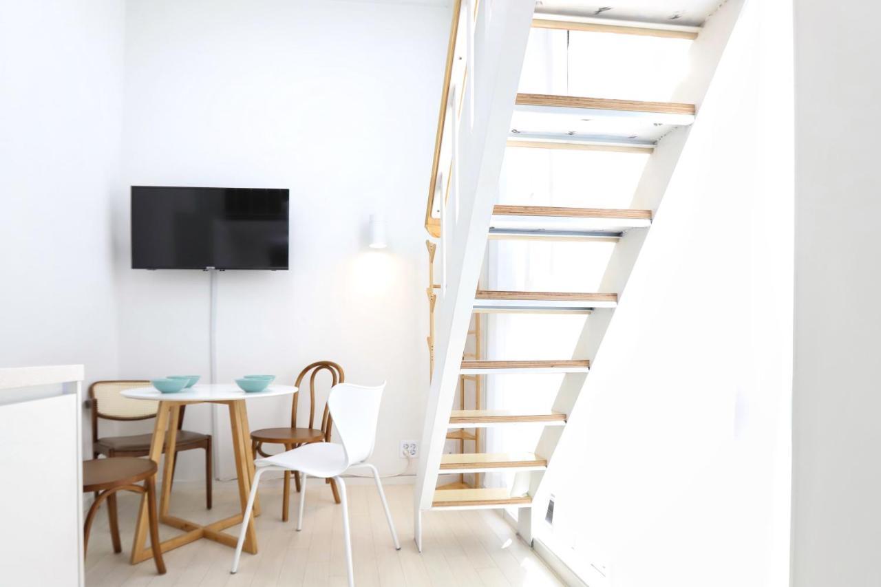 Apartment J Garden Myeongdong Station Сеул Экстерьер фото